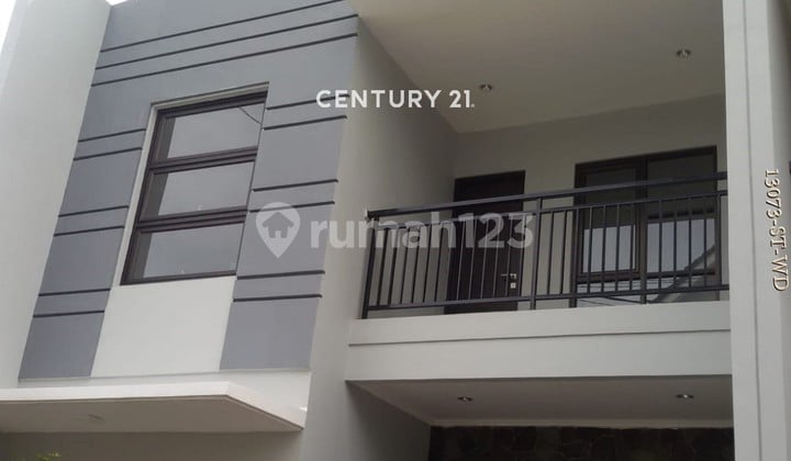 Dijual Rumah Siap Huni Strategis Dalam Town House