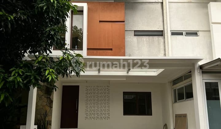 Rumah Discovery Bintaro Jaya Sudah Renovasi Harga Murah Siap Huni