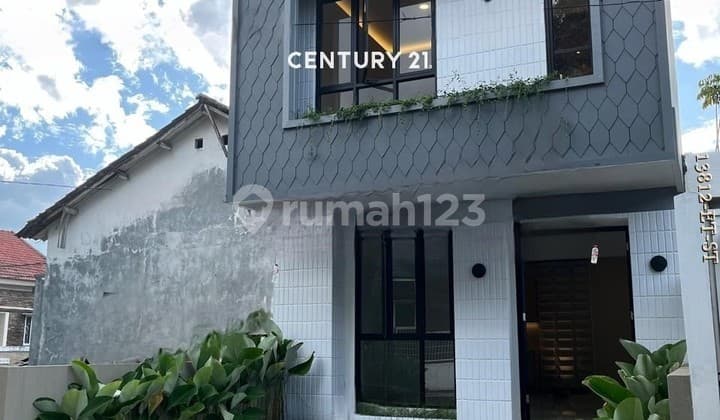 Brand New Scandinavian Design House For Sale In Graha Raya