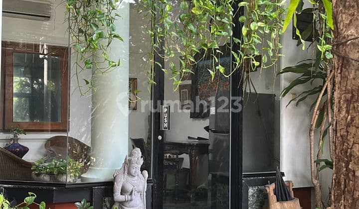 Disewakan Rumah di Menteng Jakarta Pusat