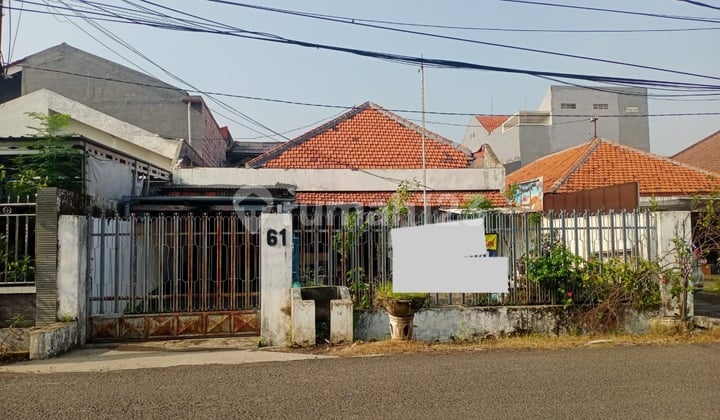 Rumah Dijual Murah Dan Luas Di Ketintang Surabaya