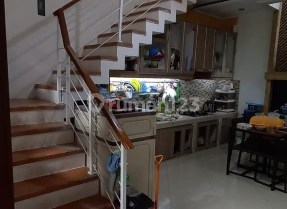 Rumah 2 lantai di Bogor Nirwana Residence ada rooftop di Bogor