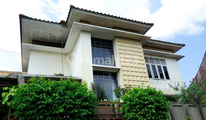 Dijual rumah cocok kost dekat perbatasan ke Sumedang dan Bandung