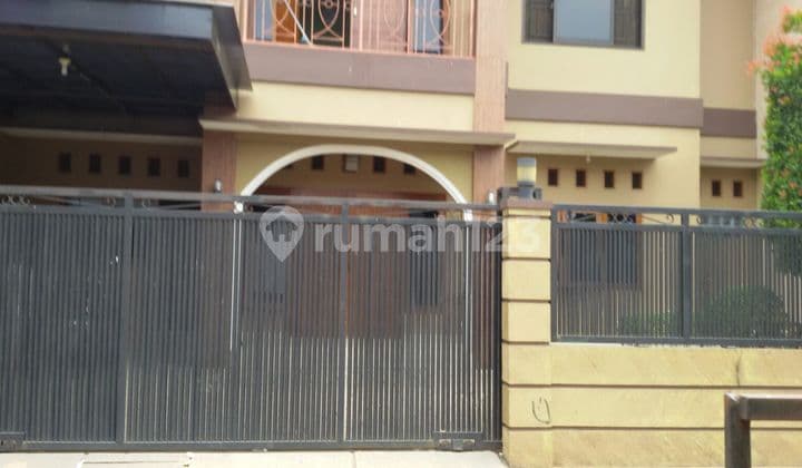 Dijual Rumah di sekitar Bintaro, Jakarta Selatan dekat Tol Tanah Kusir