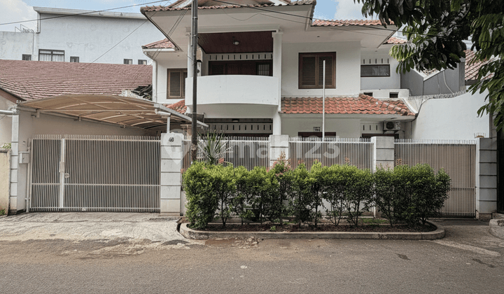 Rumah Siap Huni di Tebet Barat Akses Jalan 3 Mobil