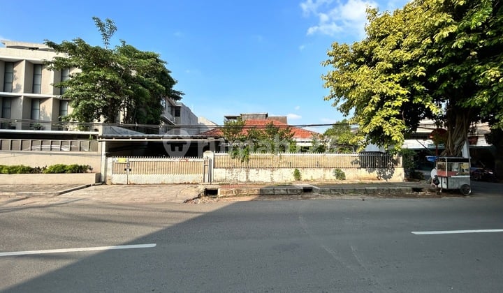 House on Jalan Raya Tebet Timur, Land Calculation with Highway Access