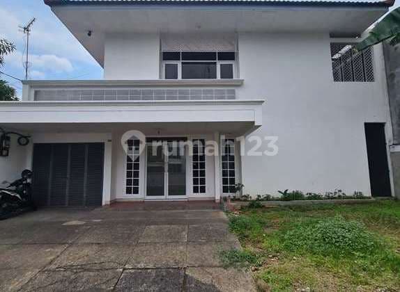House by the Main Road in Kalibata, Two Car Width Road Access.