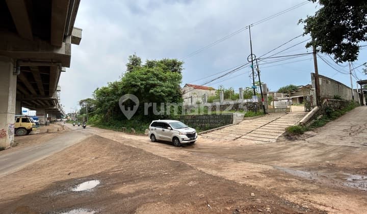 Land plot in Kalimalang Raya commercial area