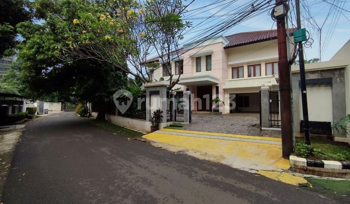 Rumah di Cilandak Barat Akses Jalan 2 Mobil, Dekat Tb Simatupang