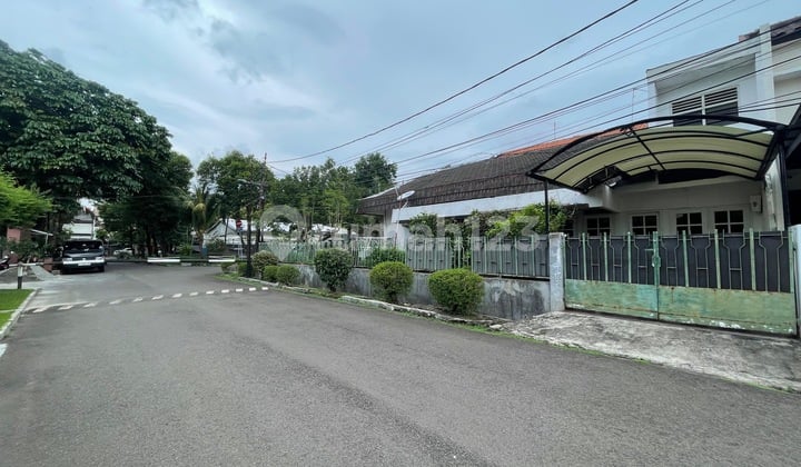 Rumah di Dalam Komplek Ligamas Pancoran Depan Taman