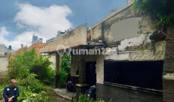 Rumah Hitung Tanah Area Komersial di Jalan Jaksa Menteng Bisa Bangun 6 Lantai