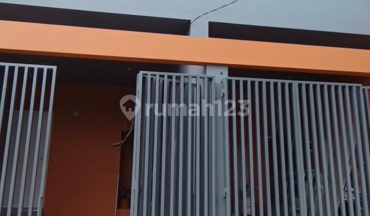 New House Tanjung Row 2 Car Street