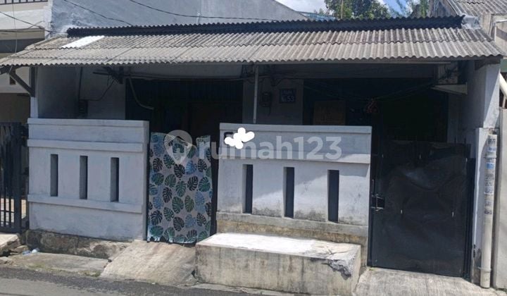 Dijual Rumah Row Jalan 2 Mobil Bebas Banjir Dijual Rumah Row Jalan 2 Mobil Bebas Banjir