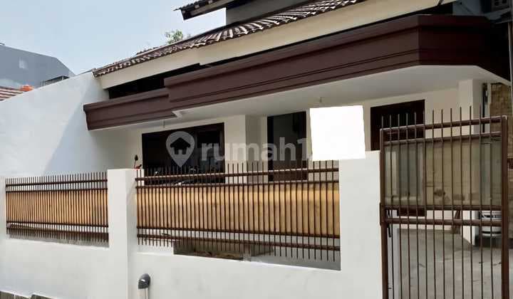 Boarding House for Sale Near Grogol Campus