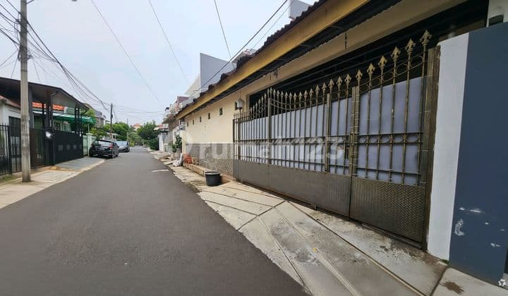 Dijual Rumah Grogol Row Jalan Lebar