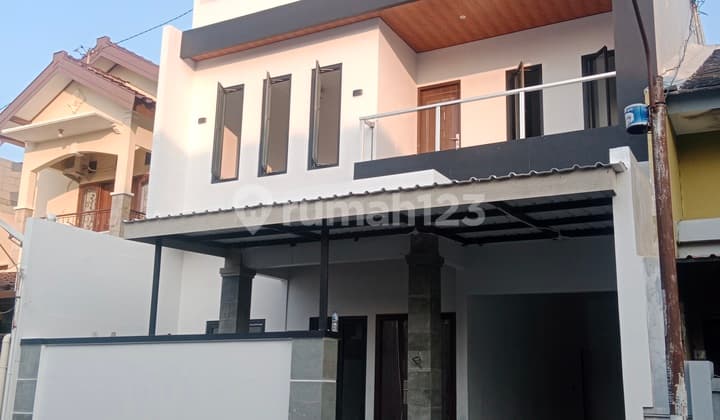 Rumah Mewah 2 Lantai Siap Huni Dekat Rs Jih Solo