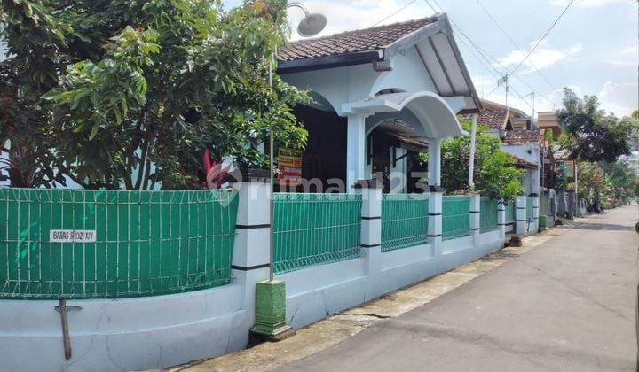Rumah Hook Strategis dekat ke D'Tjoloemadoe