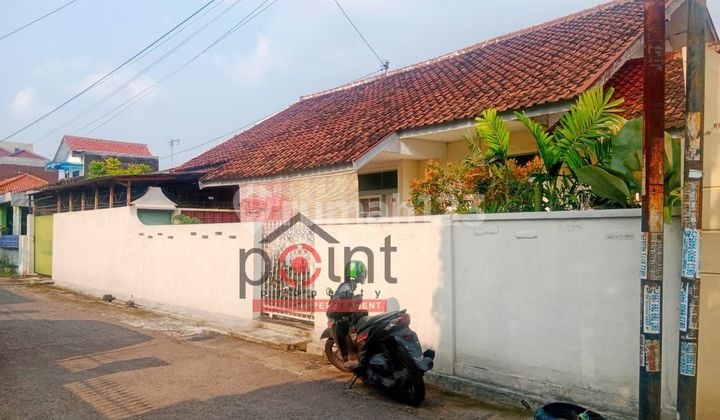Rumah second strategis dekat ke kantor DPRD Solo