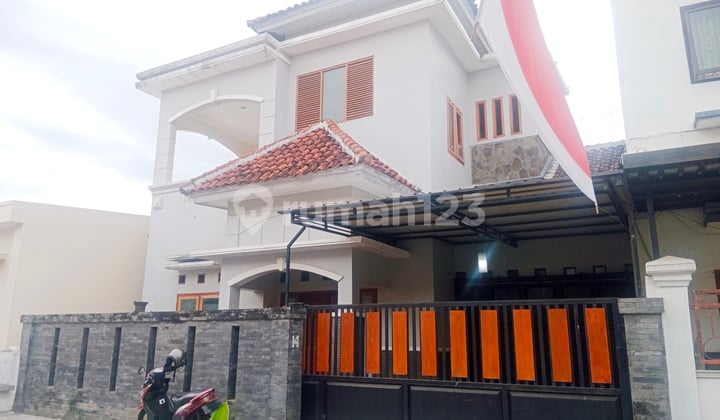 Rumah Cluster 2 Lantai Dekat Kampus Akfist Colomadu