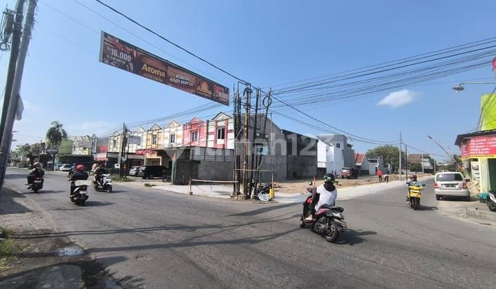 Tanah Kavling Komersil Pingggir Jalan Besar