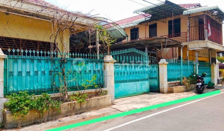 Tanah Strategis Bonus Bagunan Layak Huni Dekat The Sunan