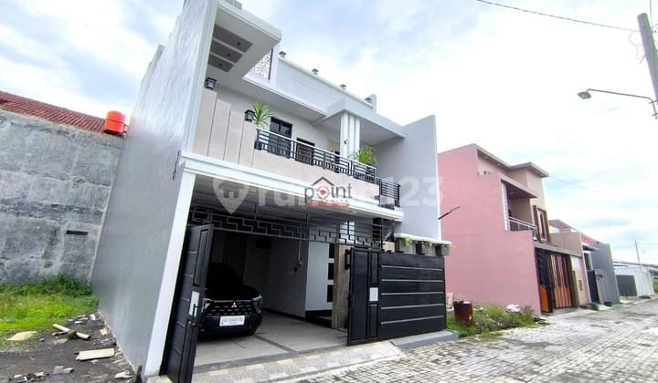 Rumah Mewah Baru Siap Huni Deket Exit Tol Solo