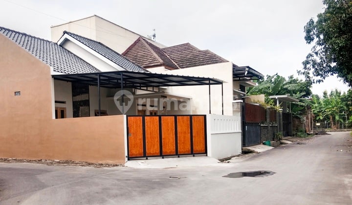 Rumah Hook Baru Grees Siap Huni Deket ke Kampus