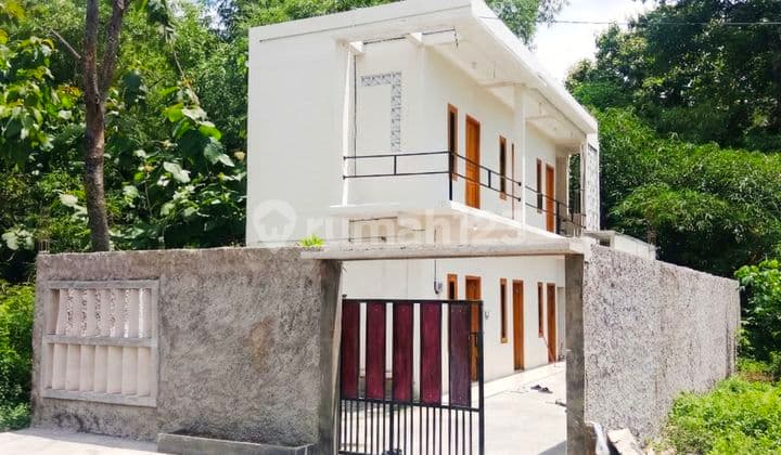 Kost-kostan Baru 2 Lantai Dekat Rsud Ngipang