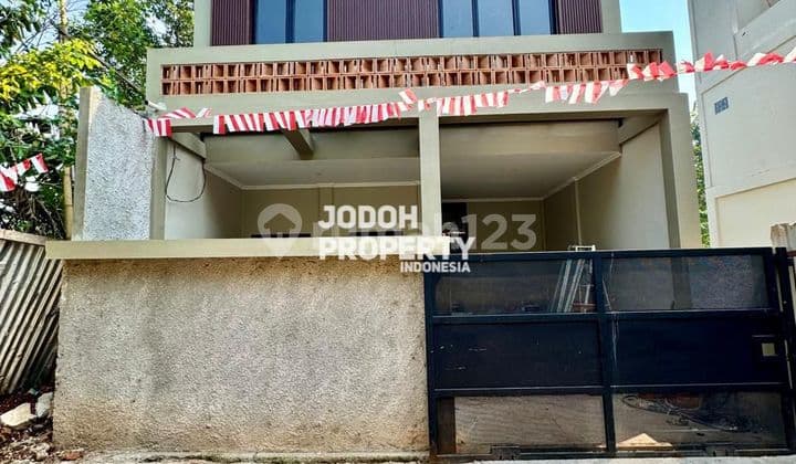 Dekat MRT Lebak Bulus Dijual Rumah Dalam Cluster di Wilayah Cirendeu