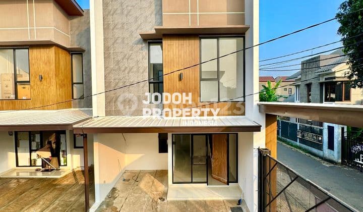 Jual Rumah Dalam Cluster Eksklusif Dekat MRT Lebak Bulus di Wilayah Cirendeu