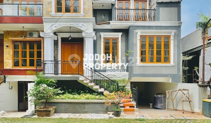 Rumah Mewah Dalam Cluster Di Dekat Mrt Lebak Bulus