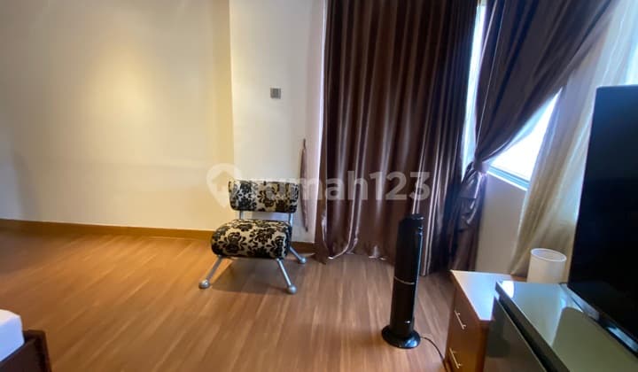 Di Sewa Apartment Akses ke Mall