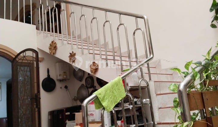 Dijual Rumah di Tamansari Jakarta Barat