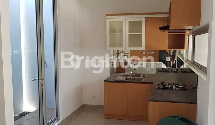 Rumah Brand New 2 lantai baru dan belum dihuni di Cluster Malibu Village