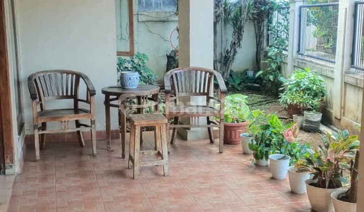 Dijual Rumah Jagakarsa. Untuk Investasi Rumah