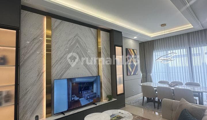 Dream Home in Pondok Indah Town House with Easy Access, Serene Environment