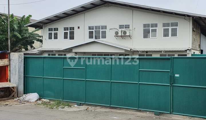 Dijual Gudang Narogong Siap Pakai di Jl. Cipendawa Luas Tanah 2000 M2