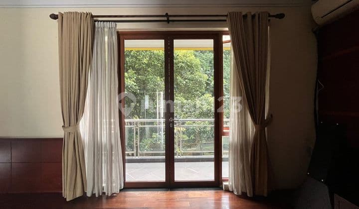 Rumah di Bsd Puspita Loka 3 Lantai Area Adem Asri Nyaman Ada Jogging Track