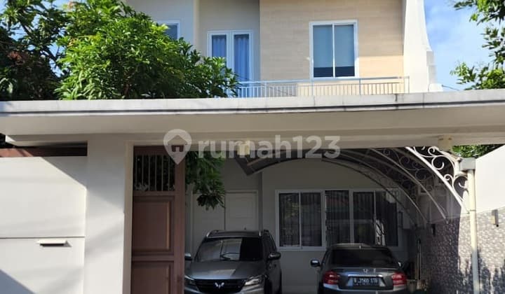 For Sale - Strategic House in Madukoro, Solo