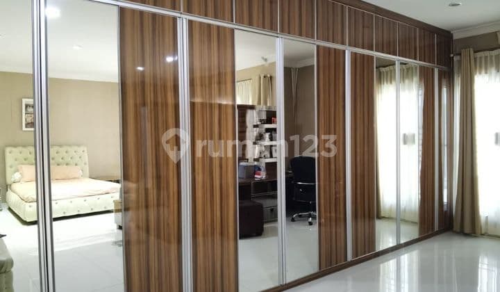 Dijual Rumah di Blok 5 Muara Karang