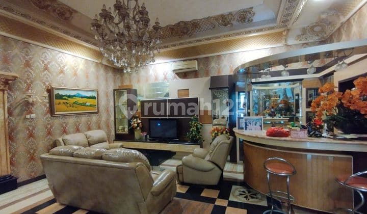 Dijual Rumah di 5 Lantai di Florence, Pantai Indah Kapuk