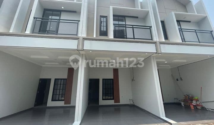 For Sale House In Koja North Jakarta