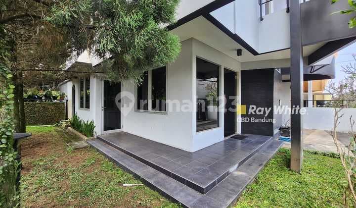 Rumah cantik Semi Furnished Siap Huni di Cigadung - Bandung