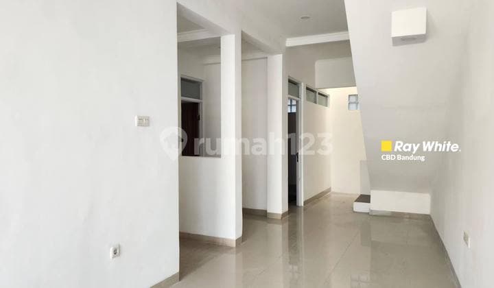 Murah banget, rumah baru ditengah kota sayap Buah Batu/Turangga