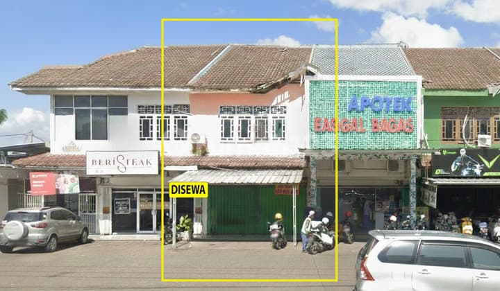 Rent a 2-Story Shop House on the Roadside in Way Halim