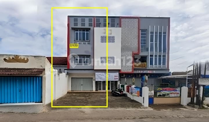 Sewa Ruko 3 Lantai Pinggir Jalan Pangeran Antasari