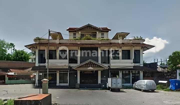 For Sale Office Building 1000 m2 City Center Diponegoro Street