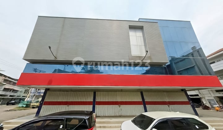 Ruko Gandeng 3 Pintu Bekas Kantor Office Bank di Teluk Betung