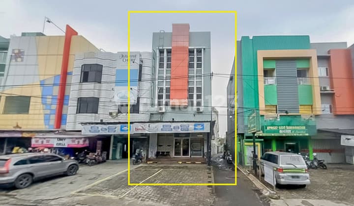 Sewa Ruko 3 Lantai Pinggir Jalan Teuku Umar di Kedaton