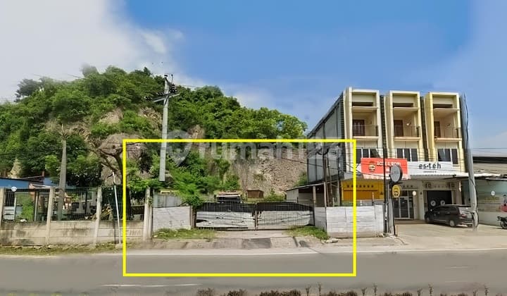 Sewa Tanah 400 m2 Depan Mall Pinggir Jalan Yos Sudarso